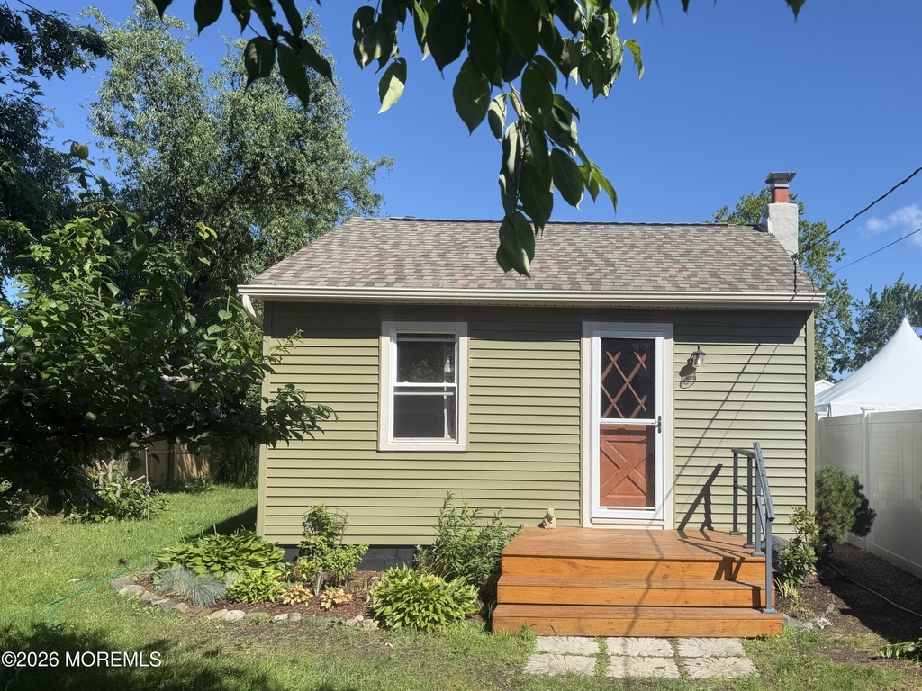 33 Wooley Street - Photo 1