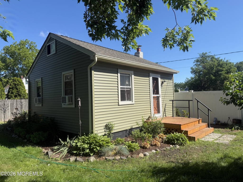 33 Wooley Street - Photo 0