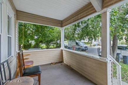 67 Sixth Avenue - Photo 18
