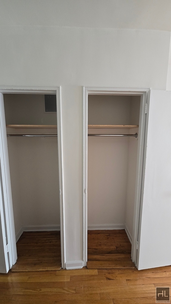 East 83 Street - Photo 1
