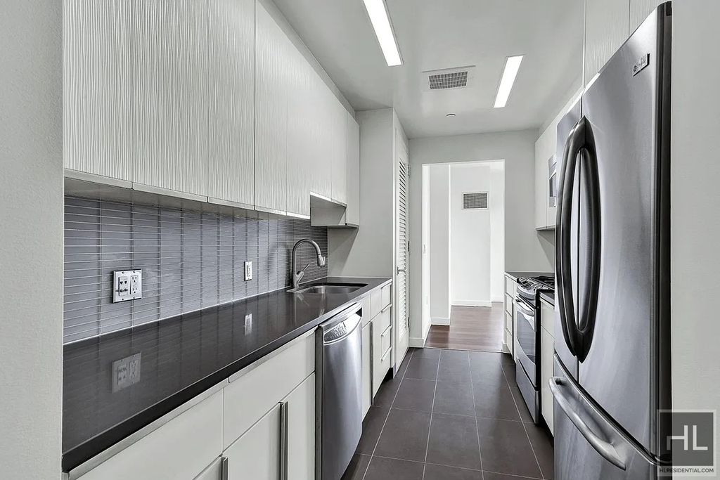 West 67th Street - Photo 1