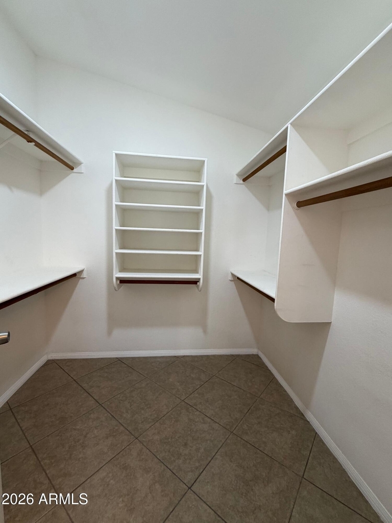 7568 W Kerry Lane - Photo 16