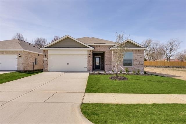 1704 Paul Drive - Photo 0