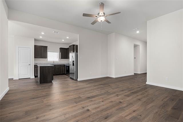 1727 Paul Drive - Photo 3