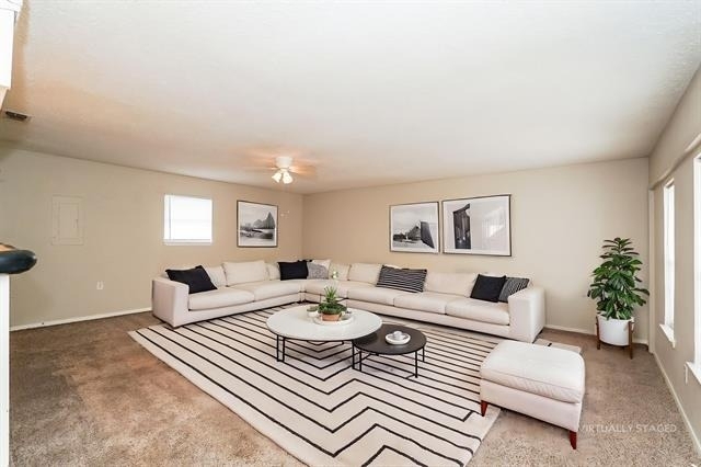 3417 Willowcrest Drive - Photo 2