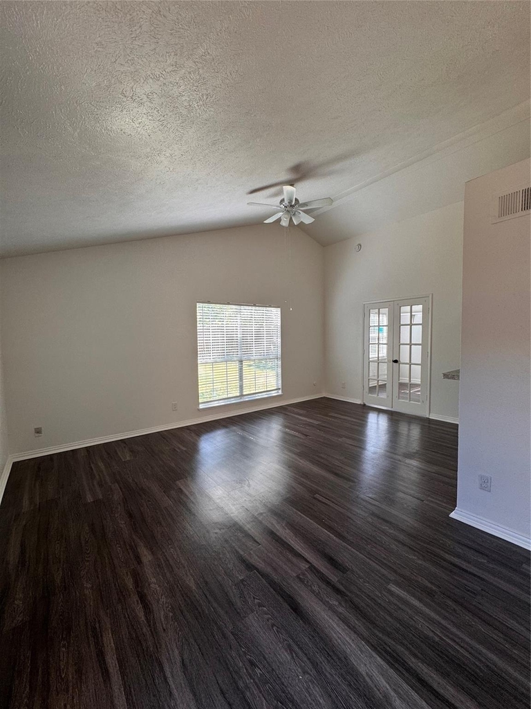 7512 Independence Drive - Photo 1