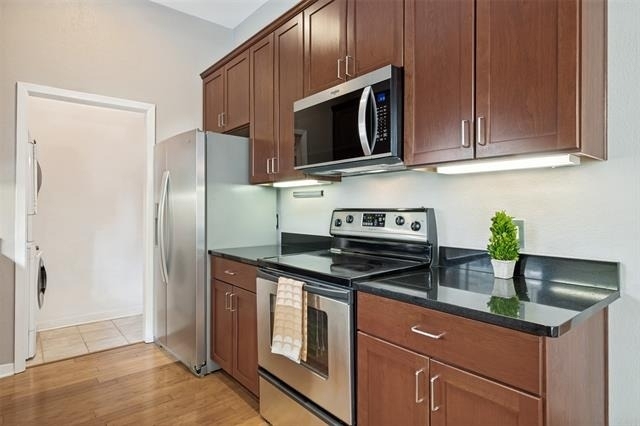4031 Holland Avenue - Photo 5