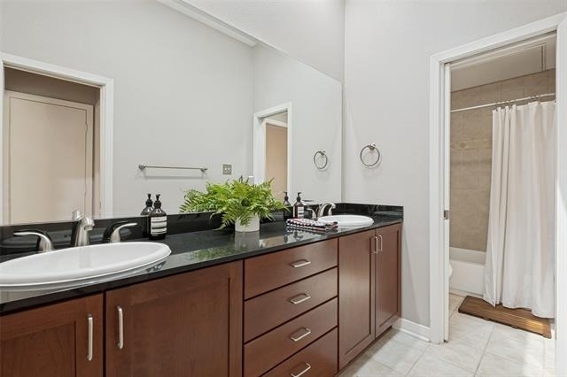 4031 Holland Avenue - Photo 9