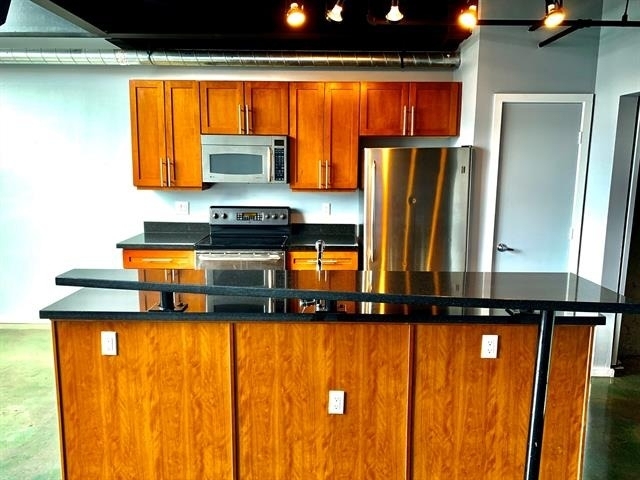 3110 Thomas Avenue - Photo 9