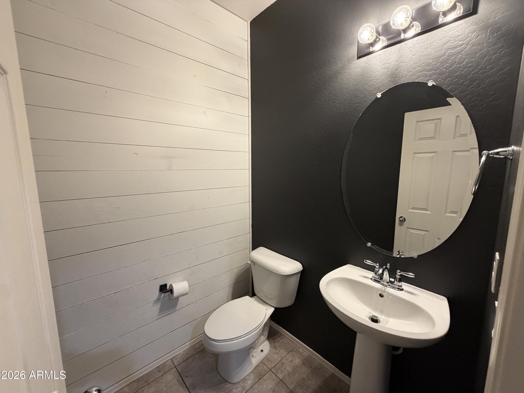 21887 N 181st Avenue - Photo 9