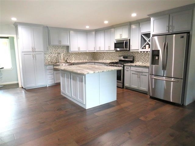 1026 Thomas Street - Photo 4