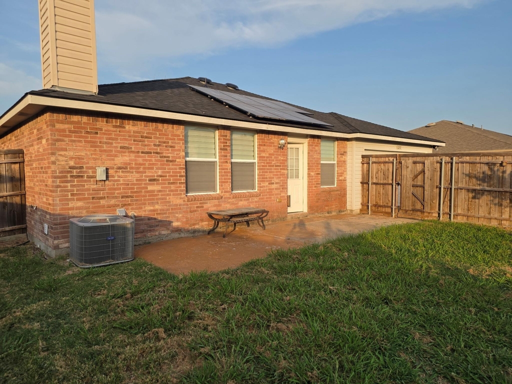 1217 Evergreen Street - Photo 18