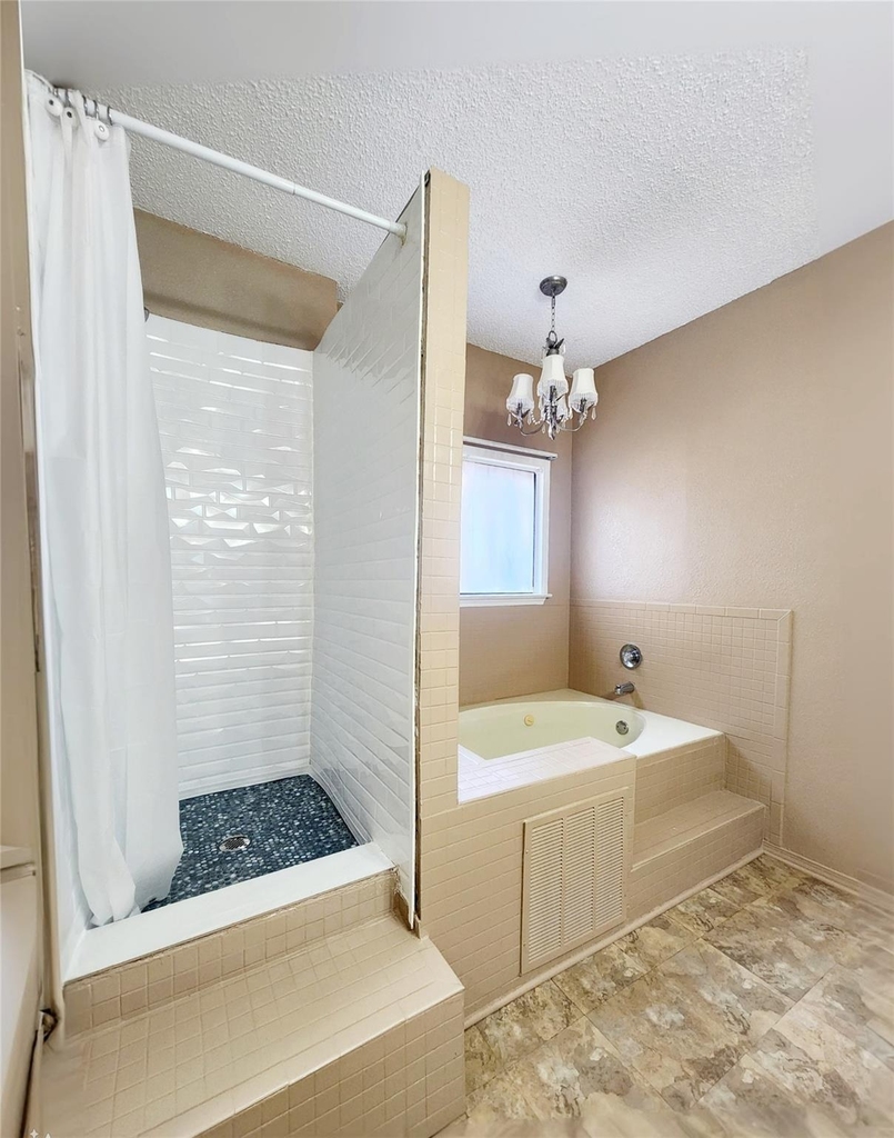 3500 E Park Boulevard - Photo 4
