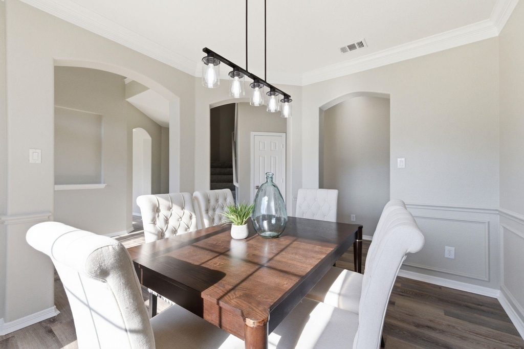 7000 Winthorp Drive - Photo 4