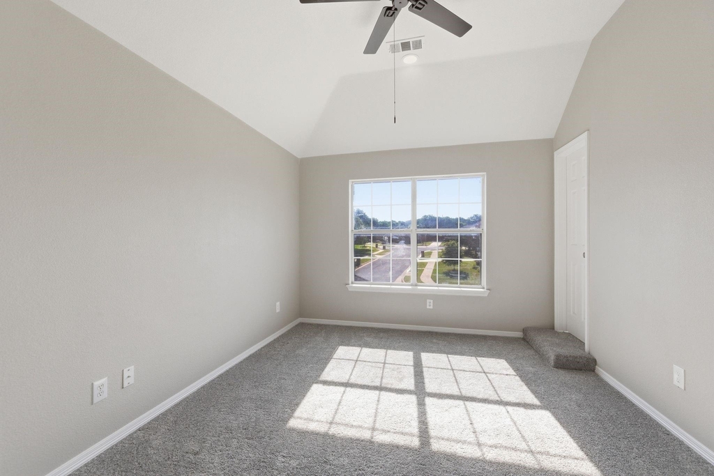 7000 Winthorp Drive - Photo 32