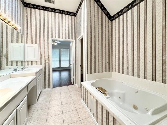 4704 Rockcreek Lane - Photo 15