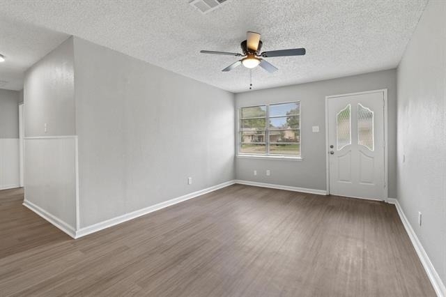 3847 Castle Hills Drive - Photo 4