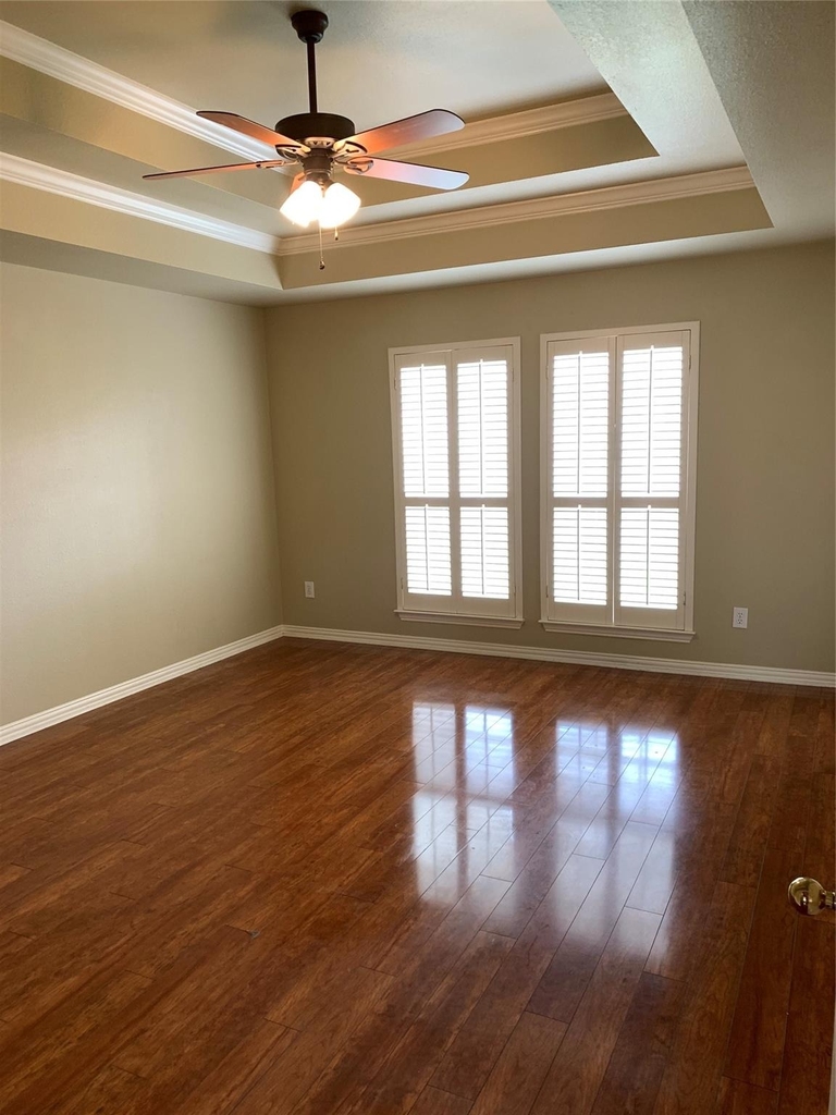 4914 Shadowood Road - Photo 7
