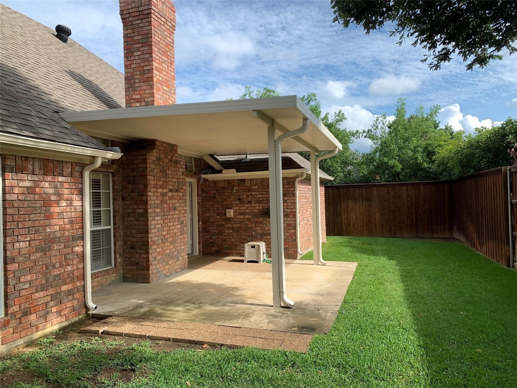 4914 Shadowood Road - Photo 21