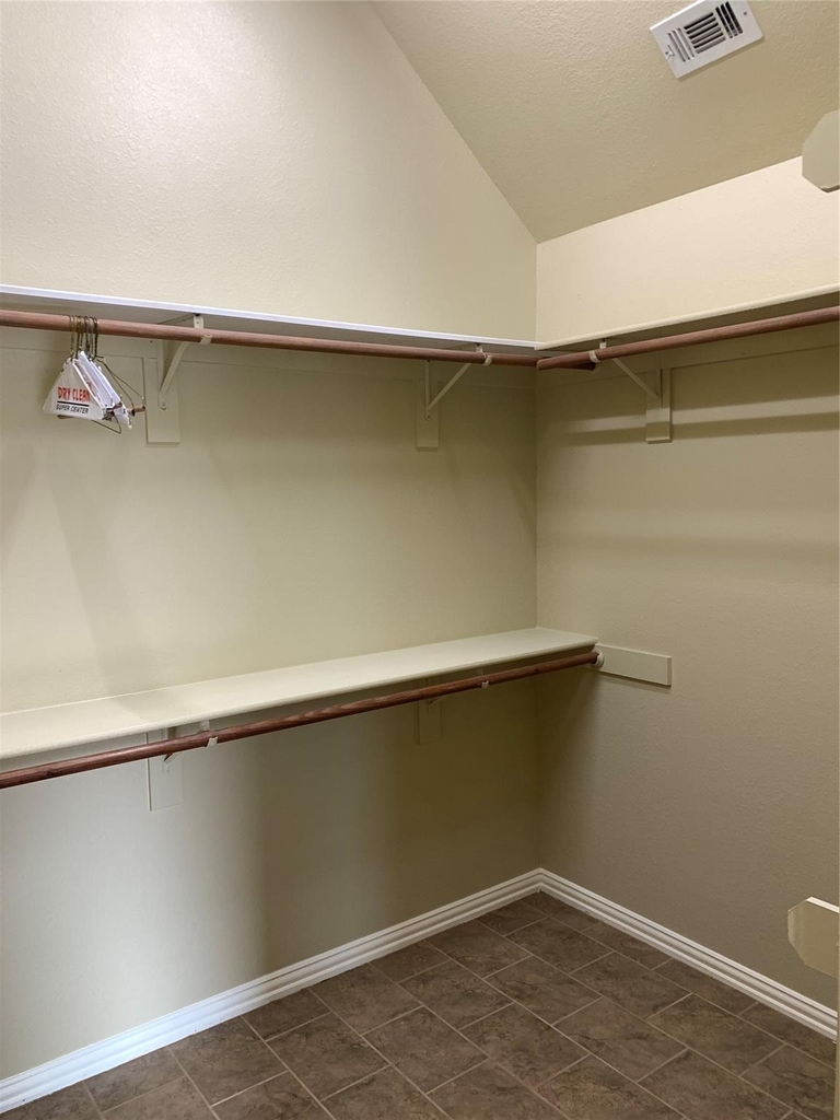 4914 Shadowood Road - Photo 9