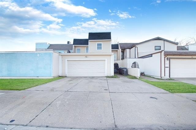 4511 Alamosa - Photo 1