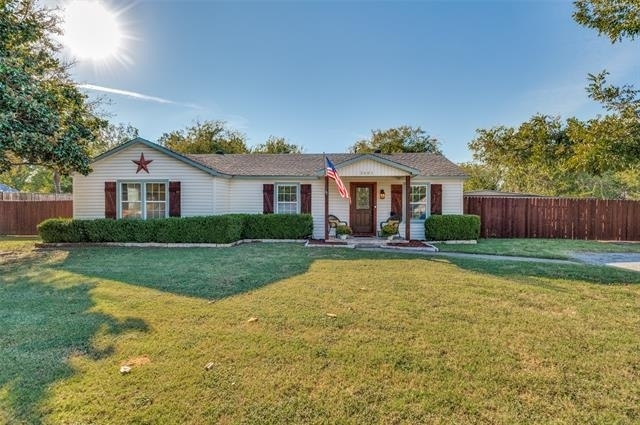 2601 Murphy Drive - Photo 0