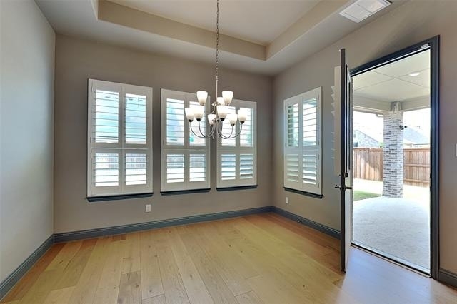 1930 Inwood Lane - Photo 5