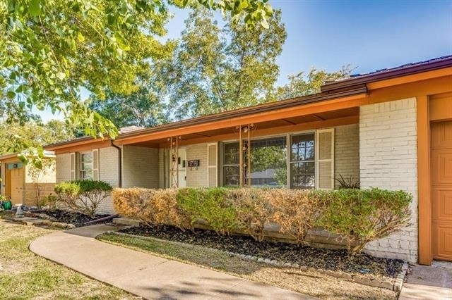 5513 Santa Barbara Avenue - Photo 1