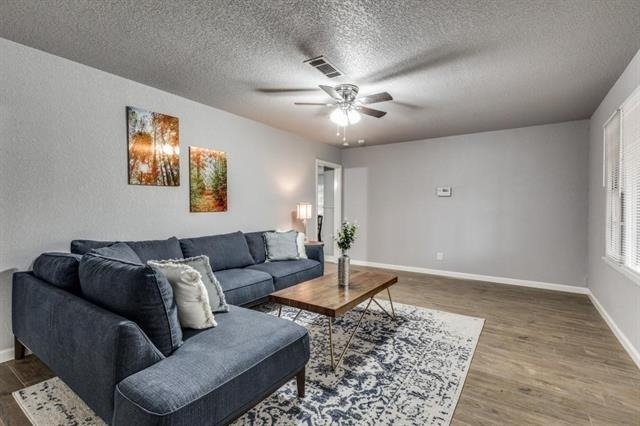 5513 Santa Barbara Avenue - Photo 3