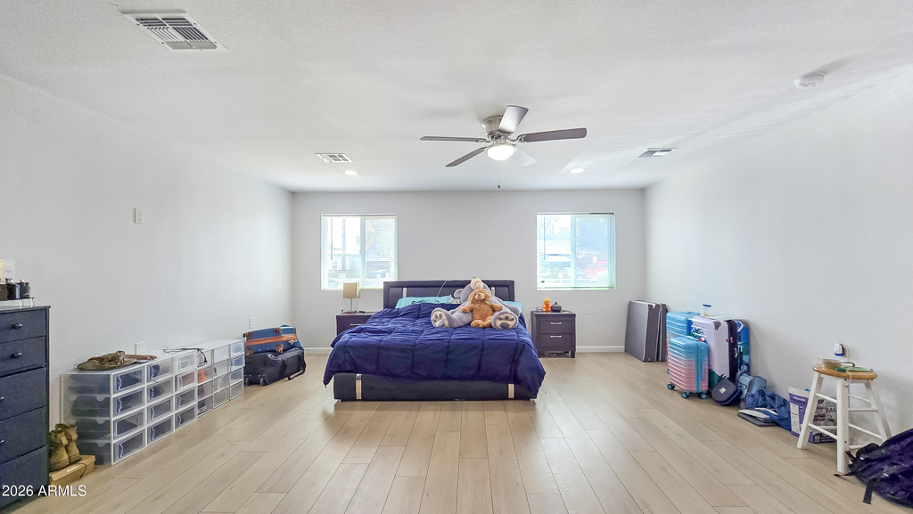 8012 W Highland Avenue - Photo 11