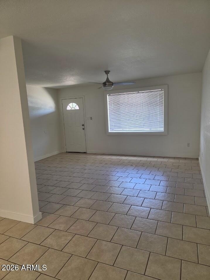 35 E Fairmont Drive - Photo 4