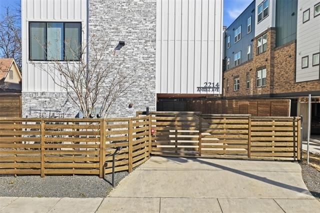 2214 Annex Avenue - Photo 1
