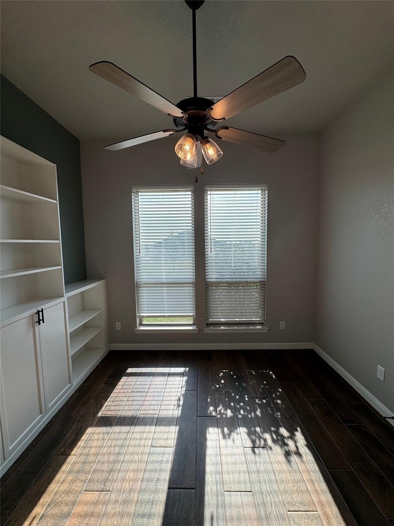 499 Christian Way - Photo 4