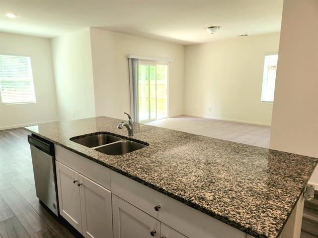 724 Crestridge Drive - Photo 7