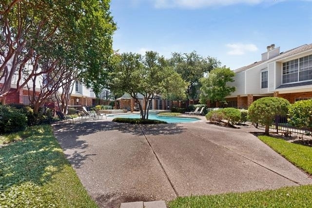 12921 Abrams Road - Photo 7