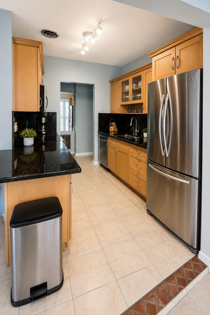 2041 Sw 23rd Avenue - Photo 14