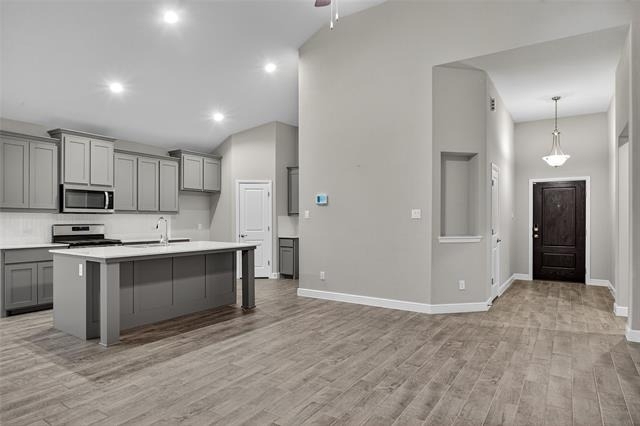 5401 Cypress Point Drive - Photo 2