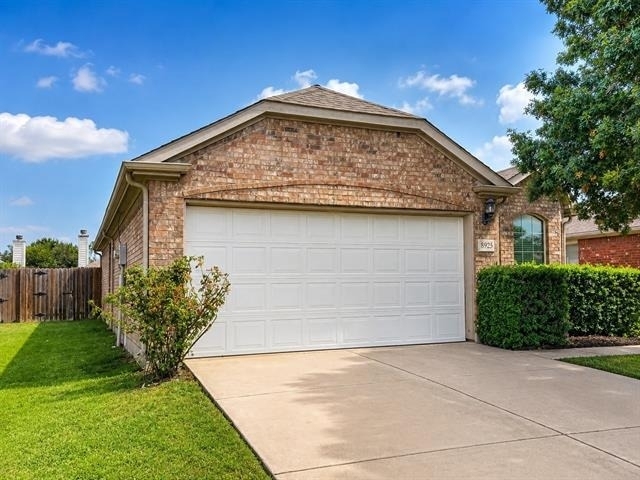 8925 Sierra Trail - Photo 3