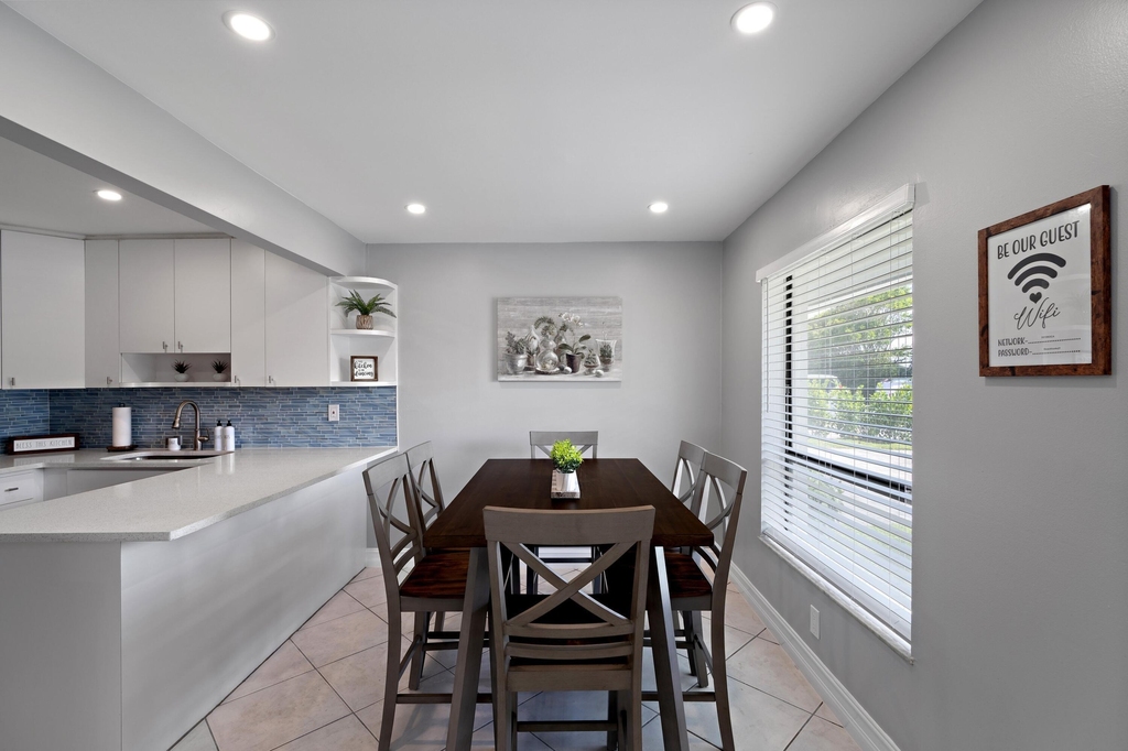 3372 Ne 5th Drive - Photo 7