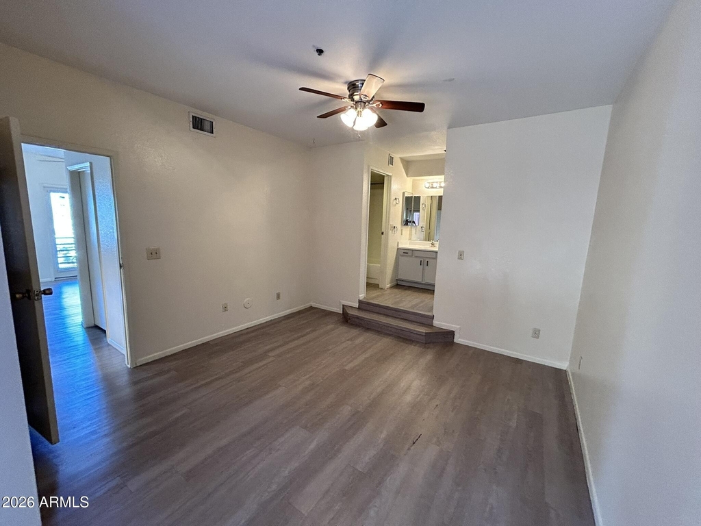 154 W 5th Street - Photo 24