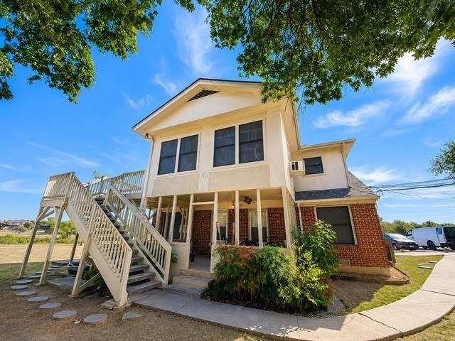 910 Hillside Beach Drive - Photo 0