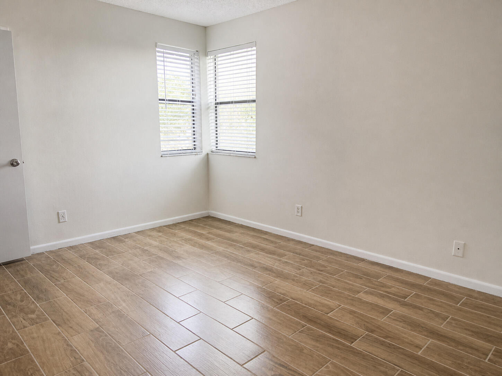 7260 Woodmont Terrace - Photo 14