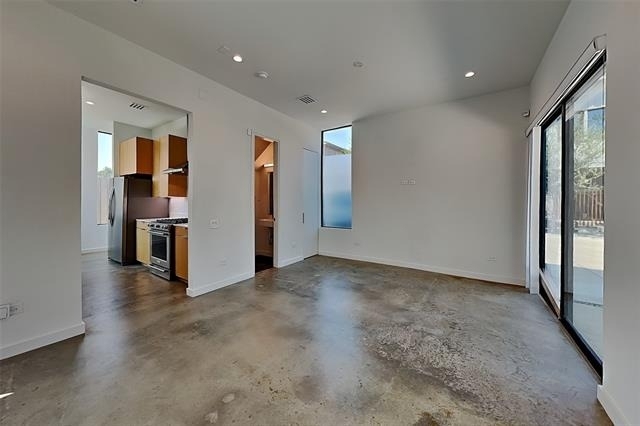 904 Blackland Court - Photo 2