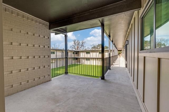 5917 Gaston Avenue - Photo 7