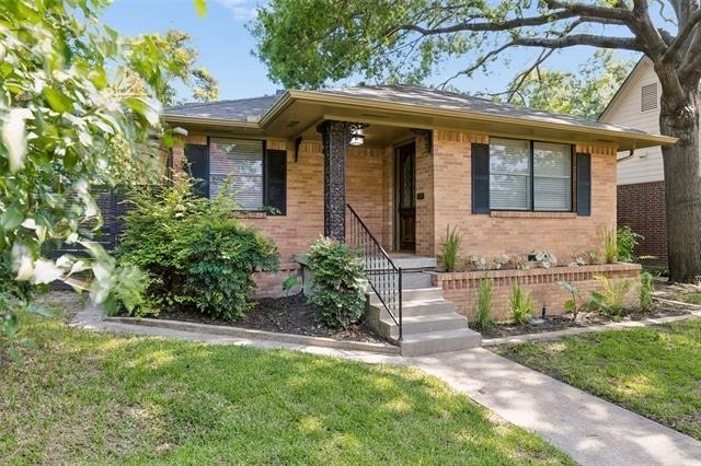 2728 Alco Avenue - Photo 1