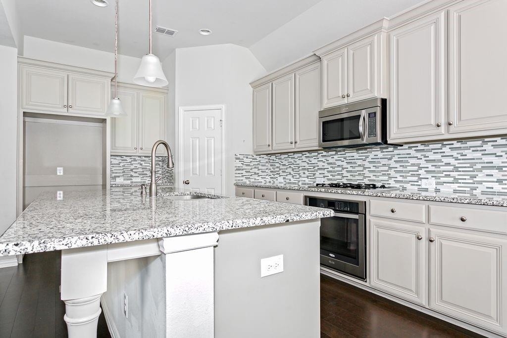 3005 Martha Drive - Photo 8