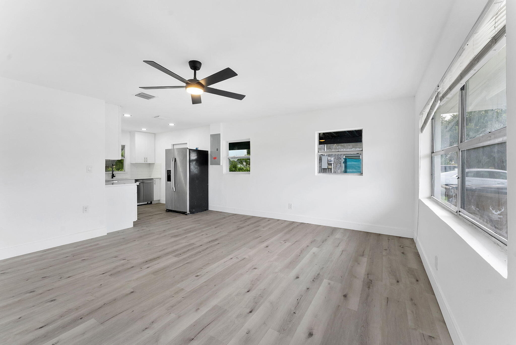 316 Nw 6th Court - Photo 2