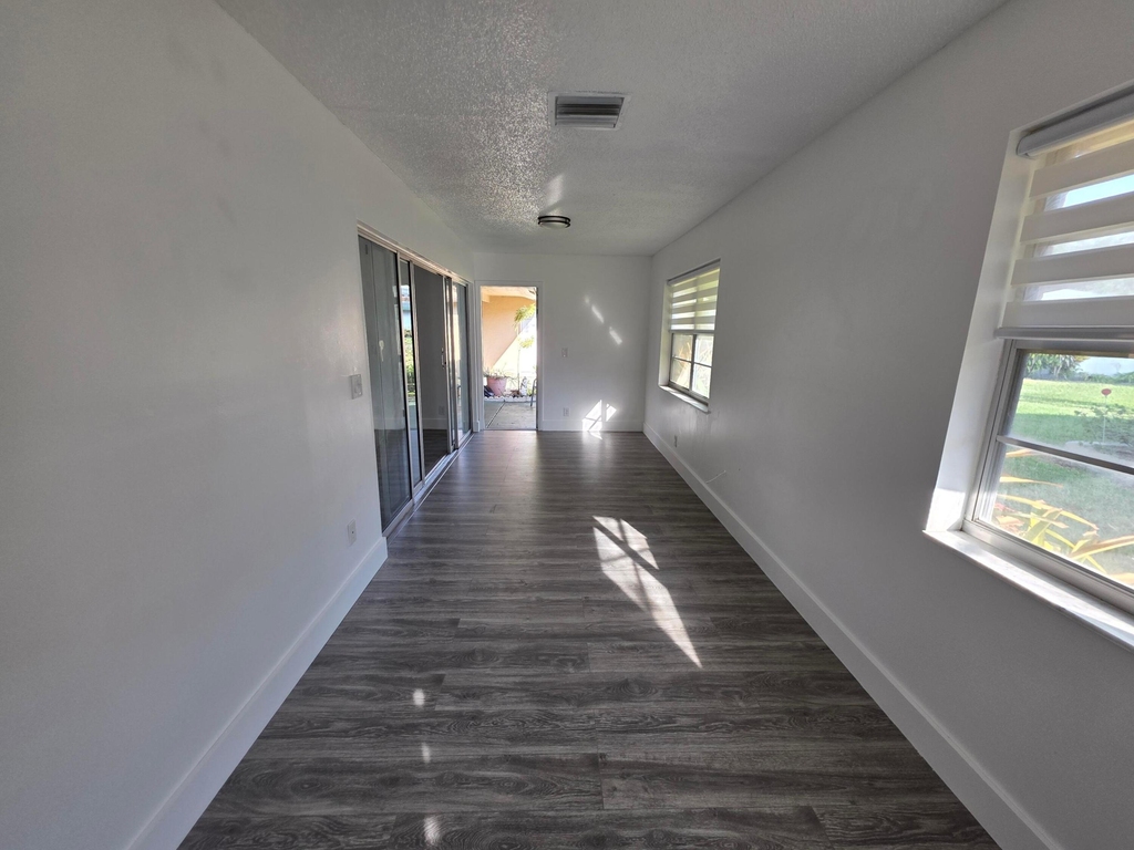 718 Whippoorwill Lane - Photo 33