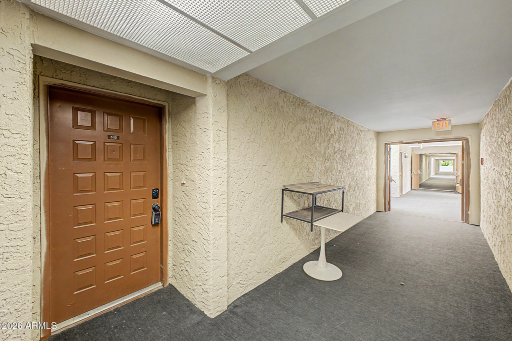 540 N May Street - Photo 16