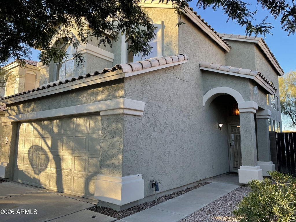 8376 W Melinda Lane - Photo 2